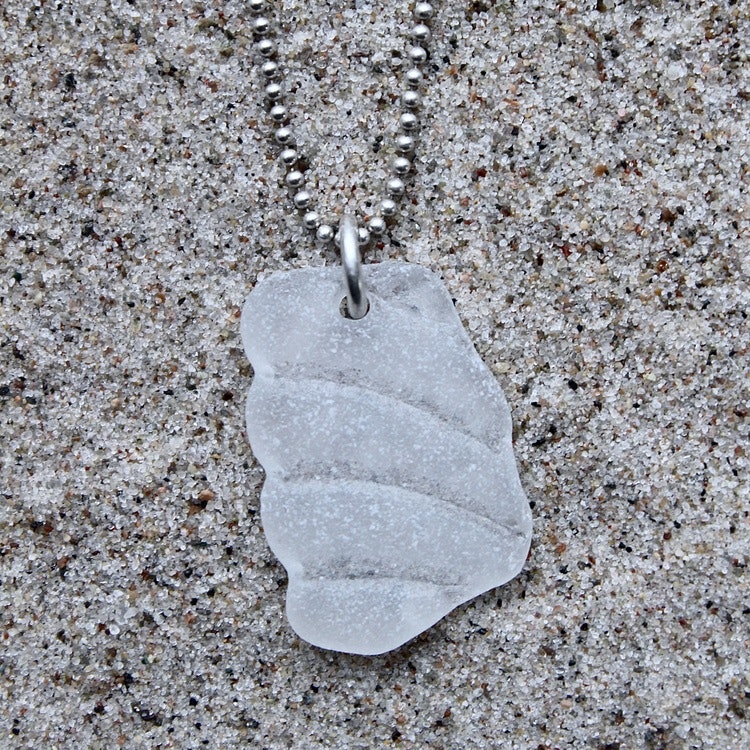 White Waves halsband