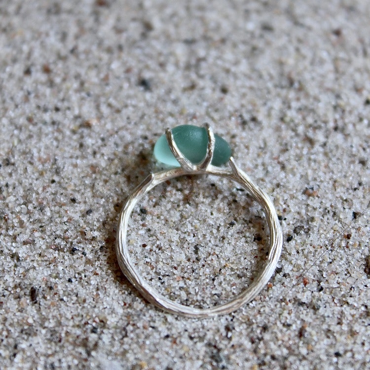 Blue Entanglement ring