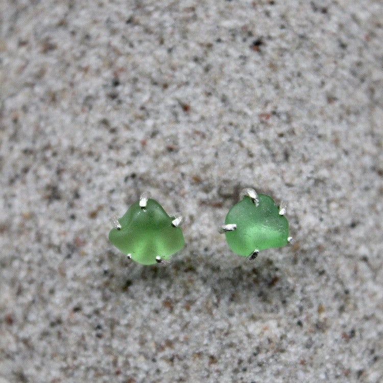Green Love stiftörhängen