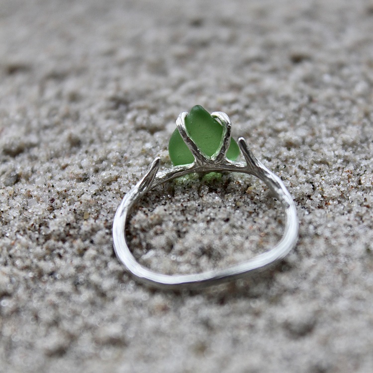 Nature ring