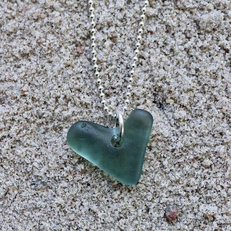 My Leaning Longing Heart halsband