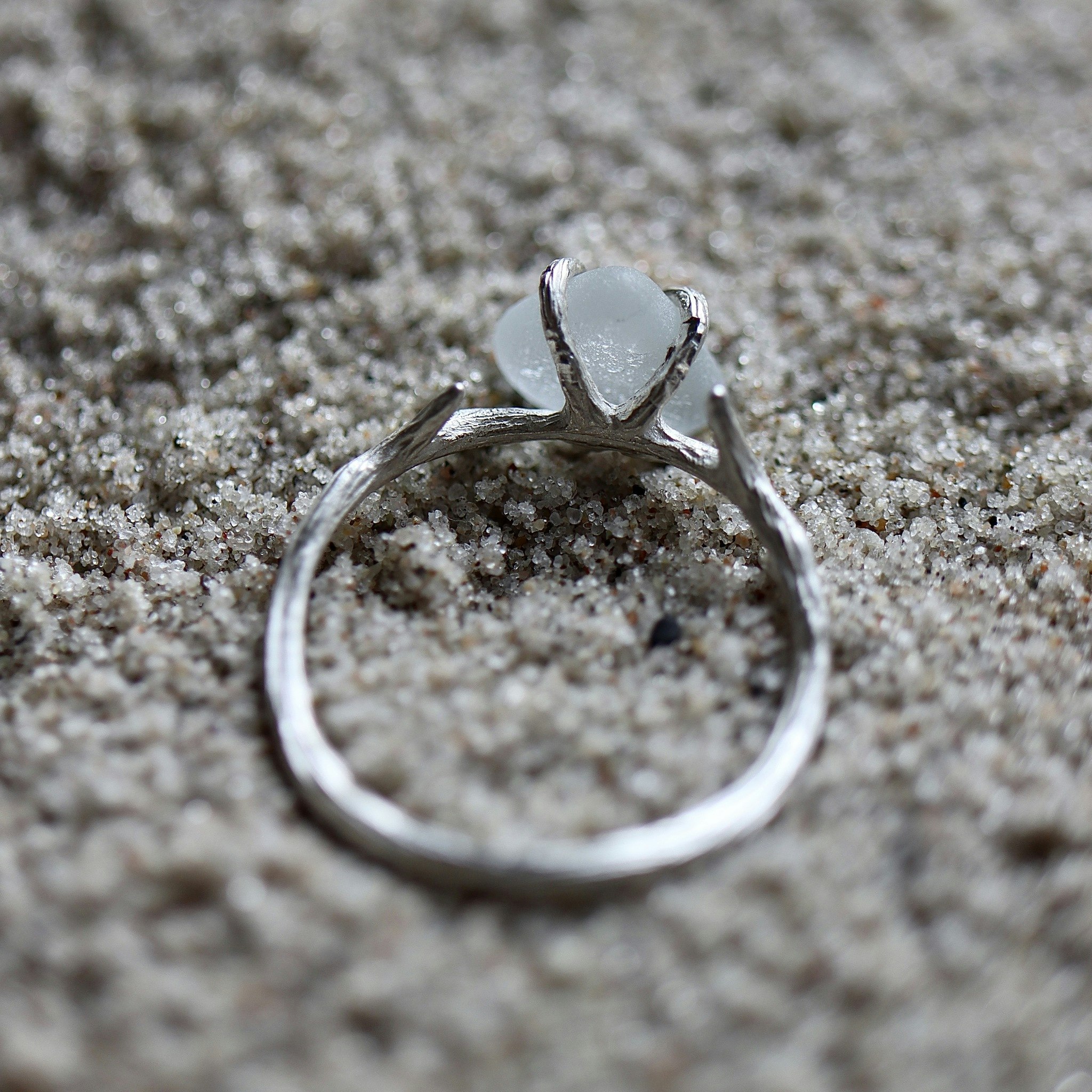 Snowfall ring
