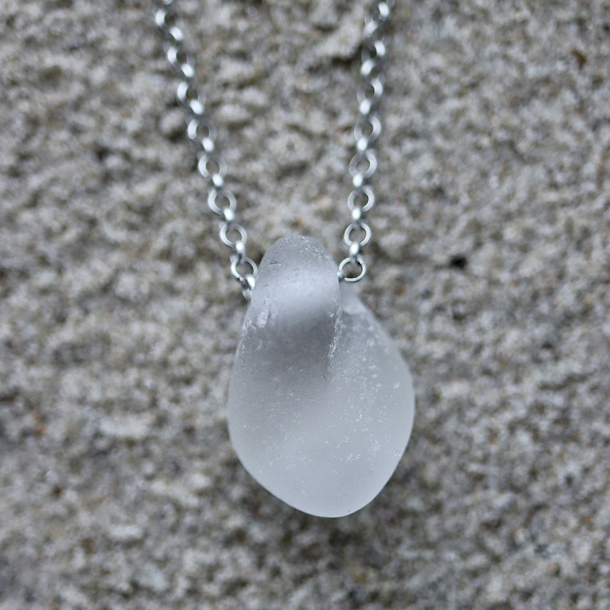 Snowy Drop halsband