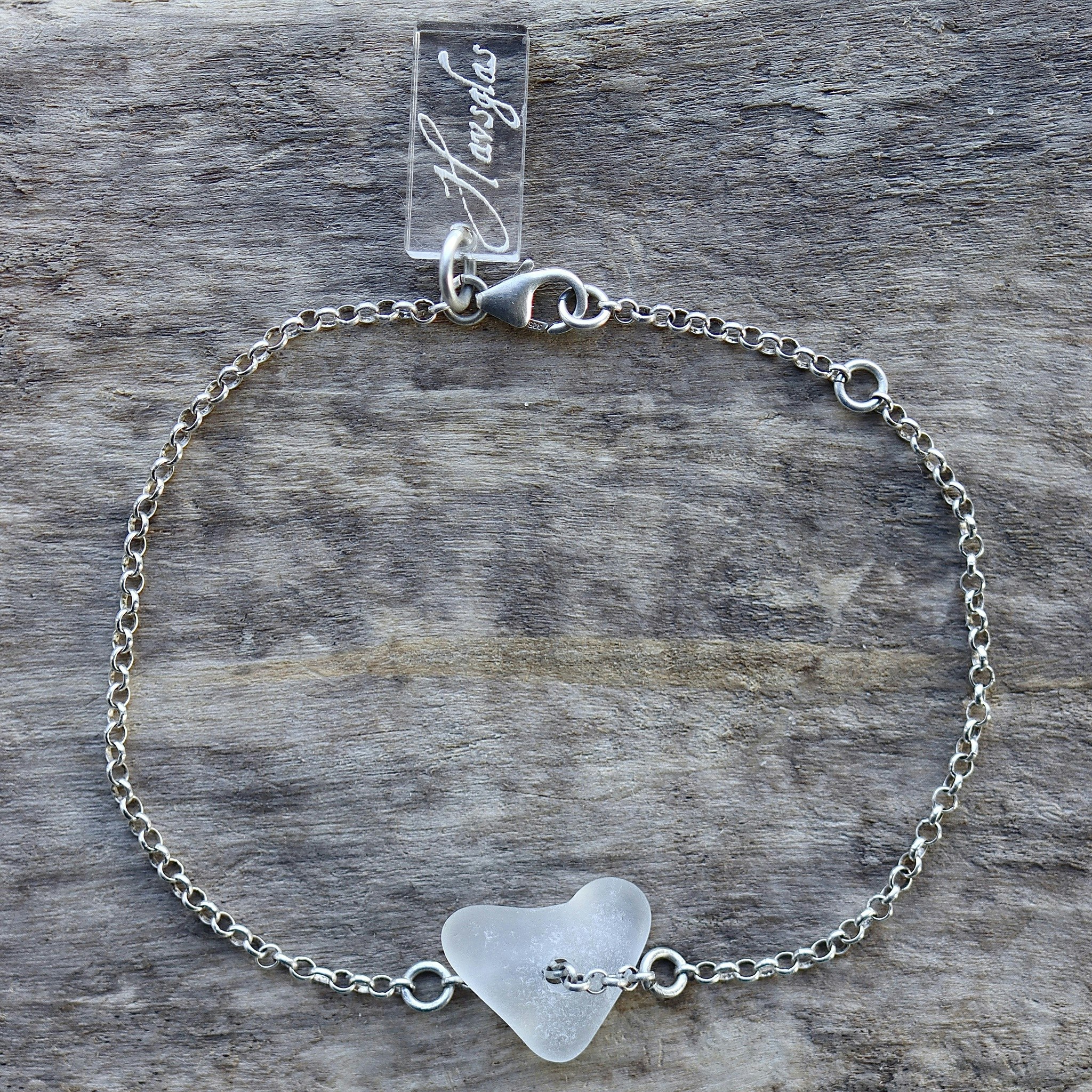 Whiteheart armband