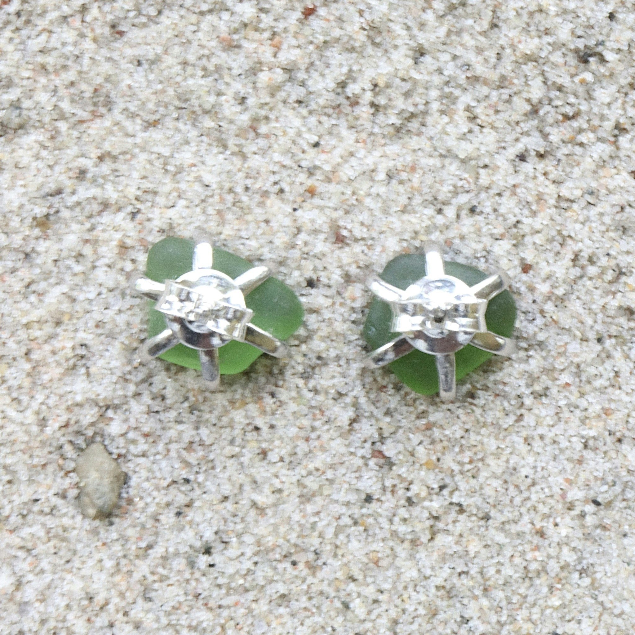 Emeralds stiftörhängen