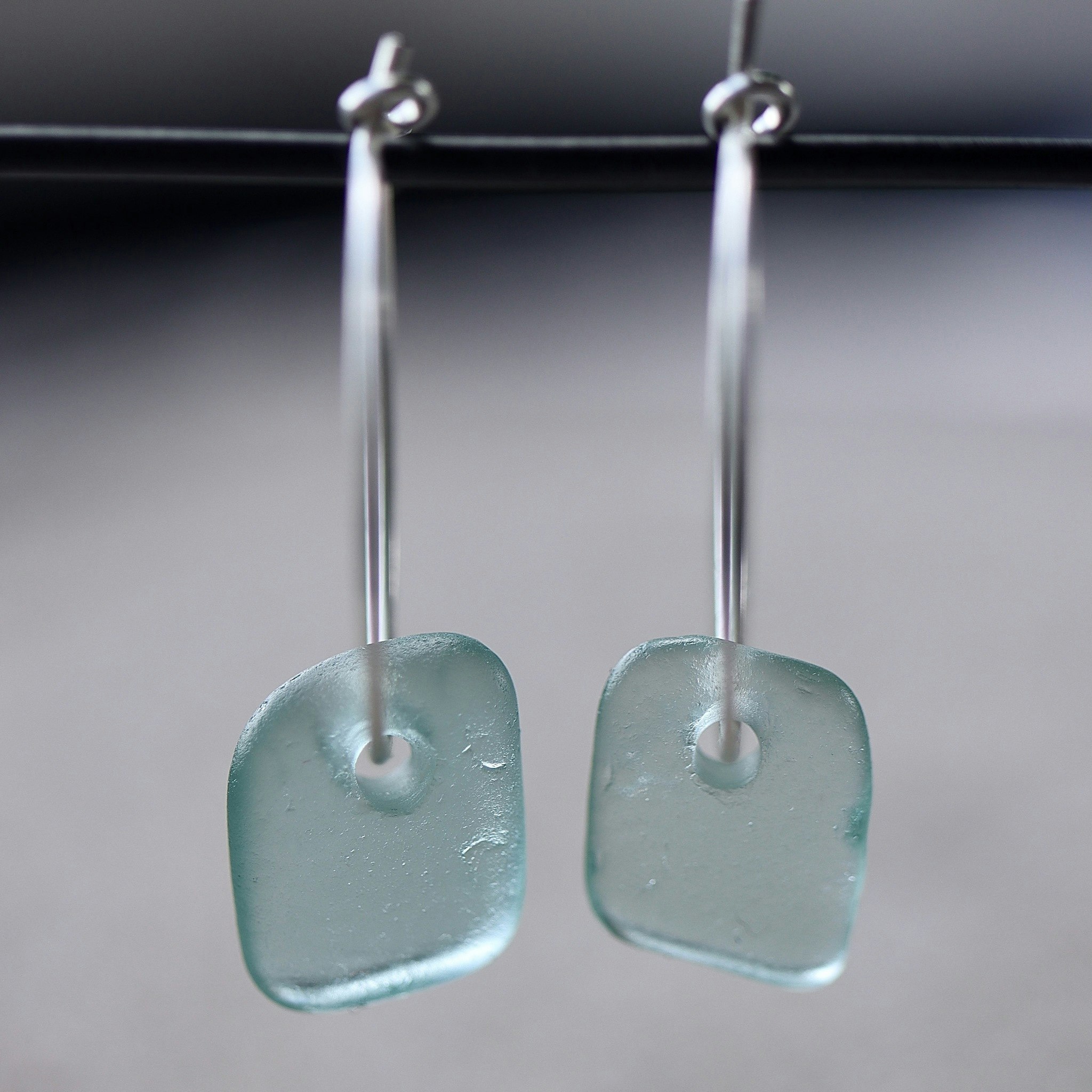 Small Loop Seafoam Squares örhängen