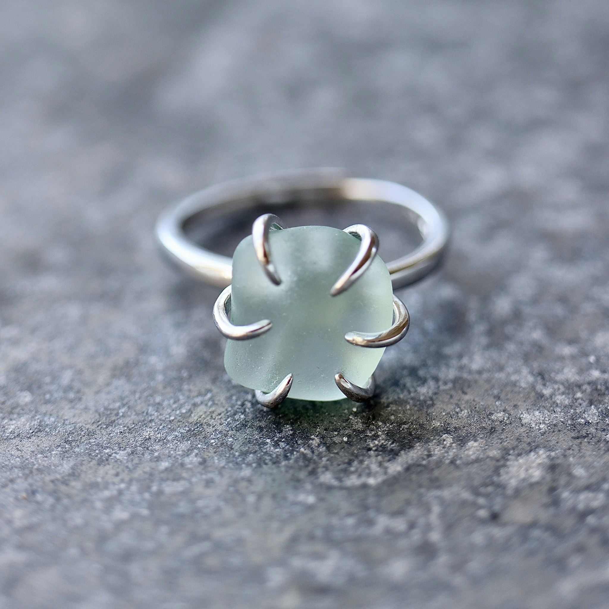 Lovely Ice ring