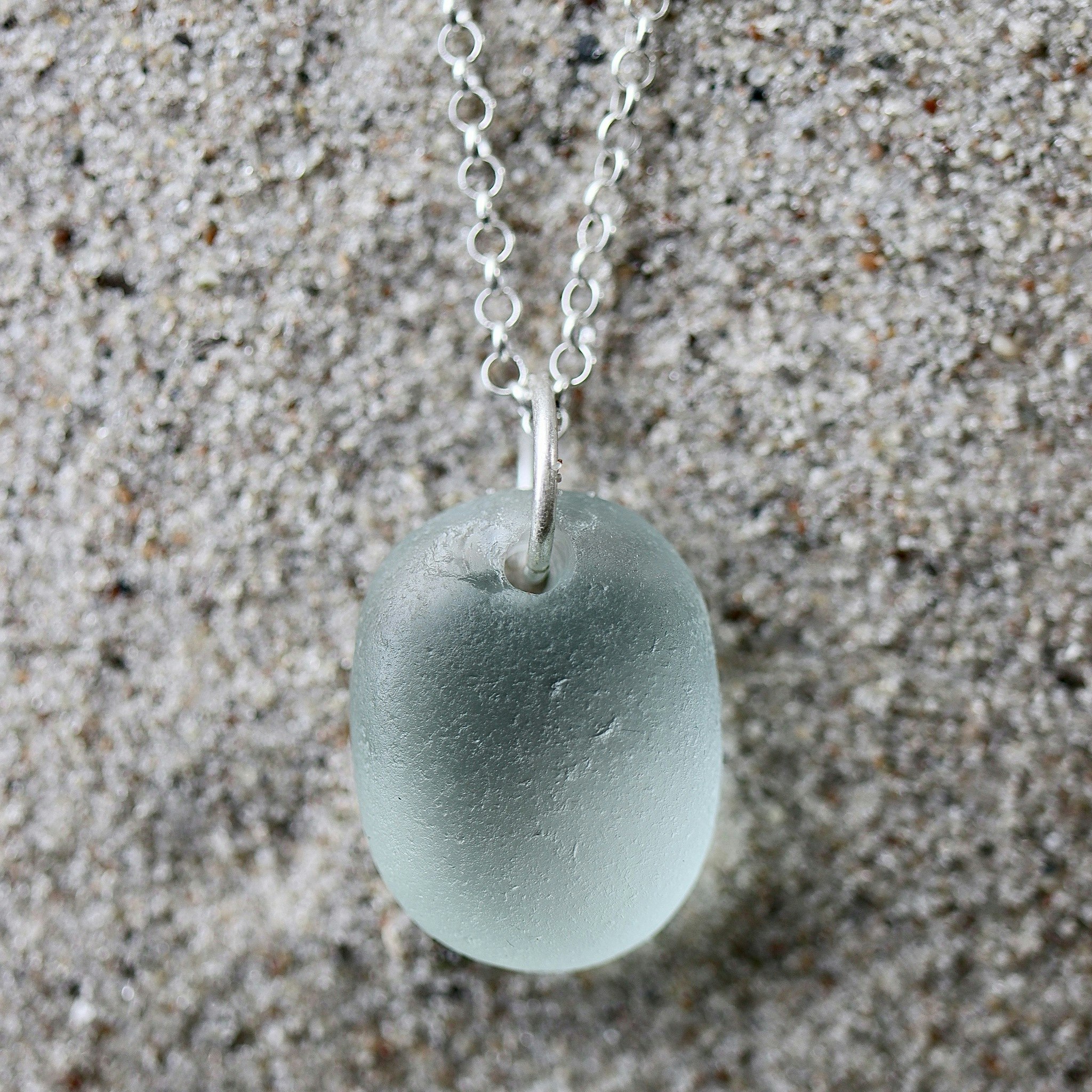 Otherworldly halsband