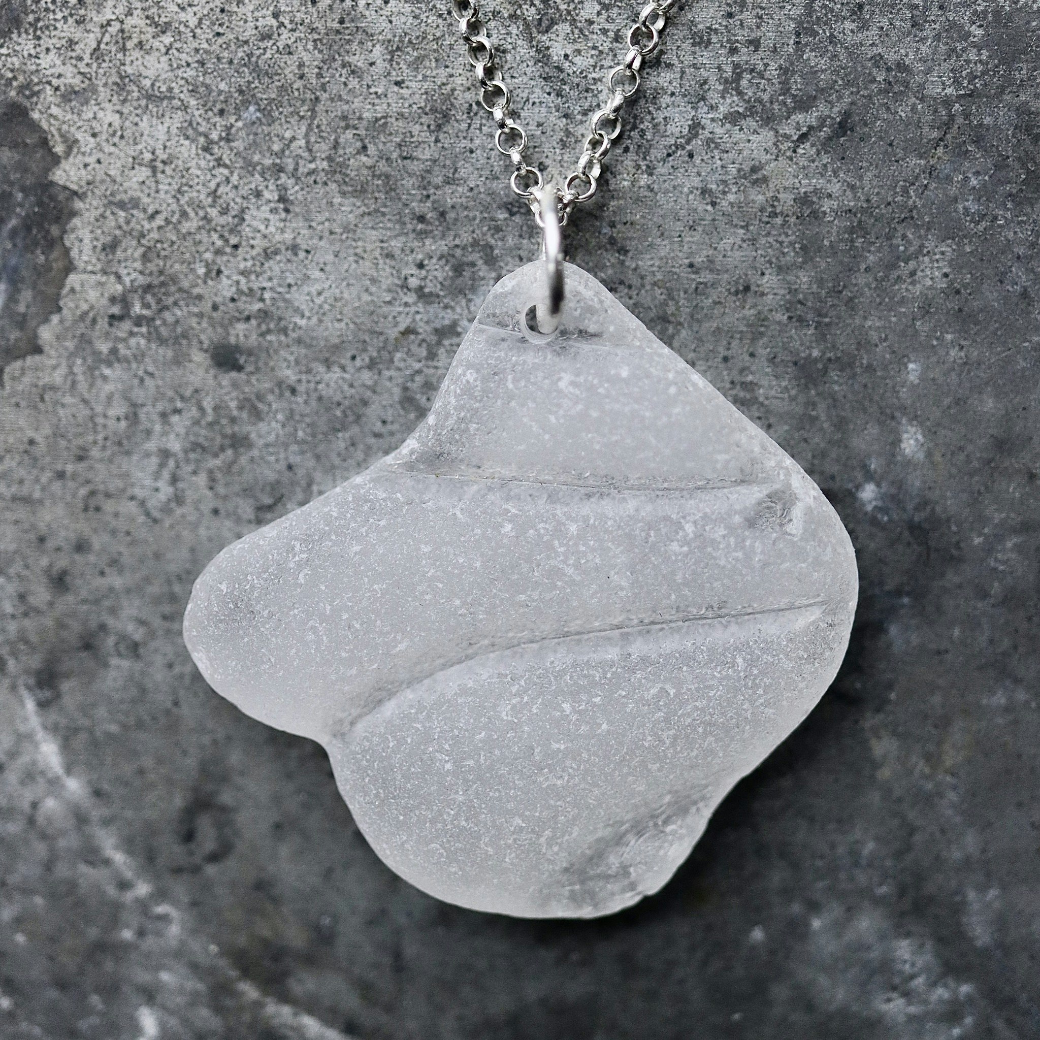 White Dove halsband
