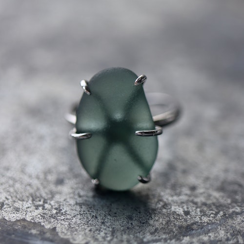 Watercoloured ring