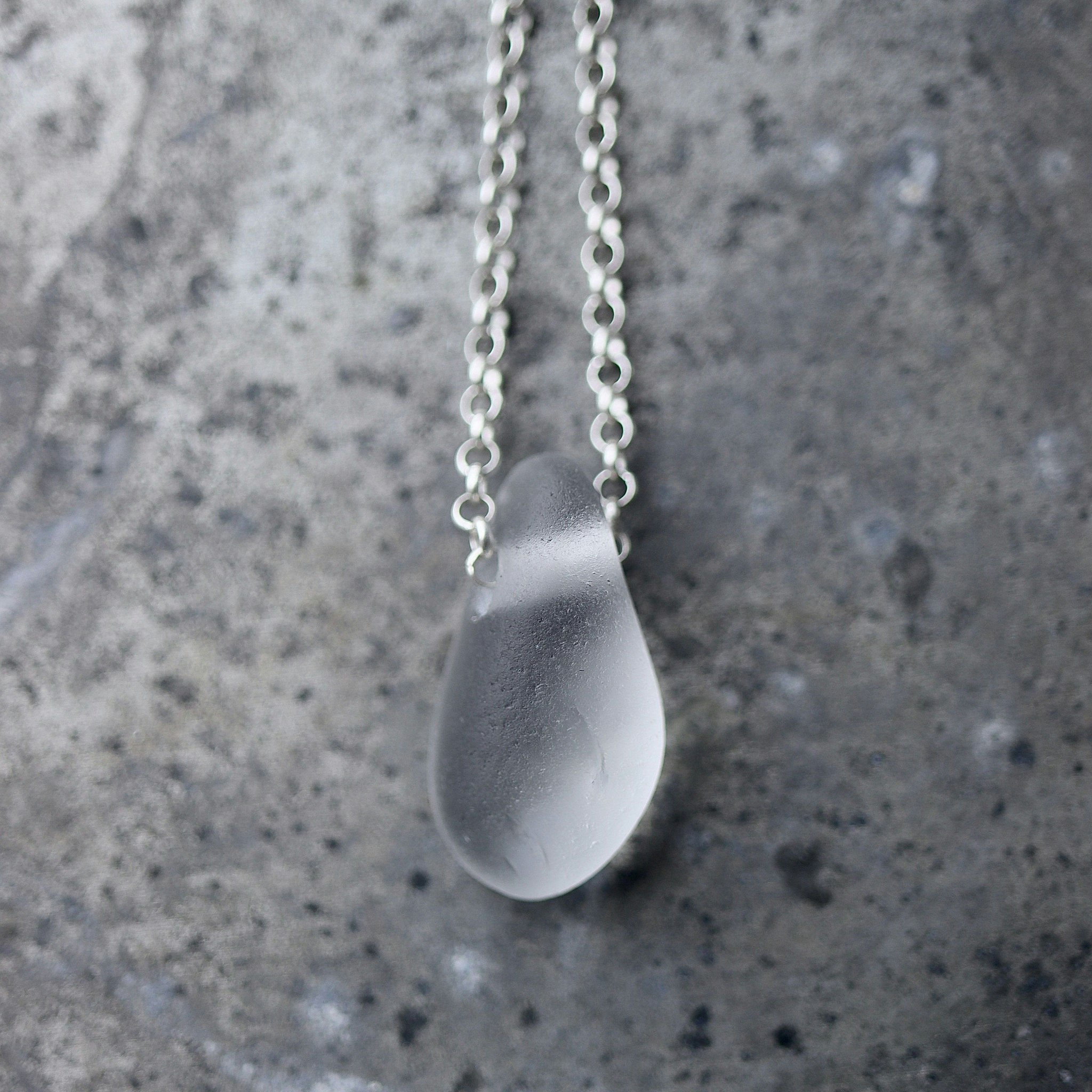 Dropping Grey halsband