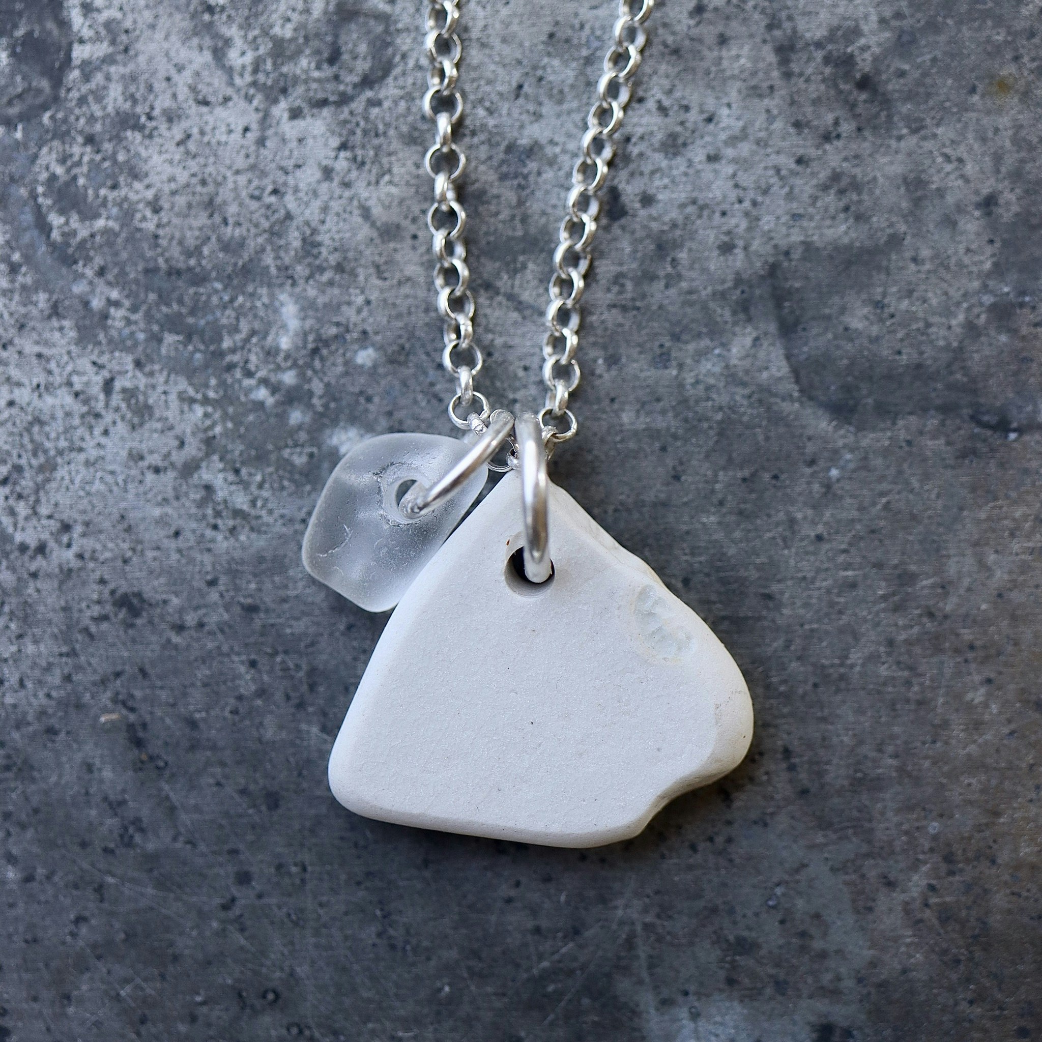 Perfect Match Secret Stairs halsband