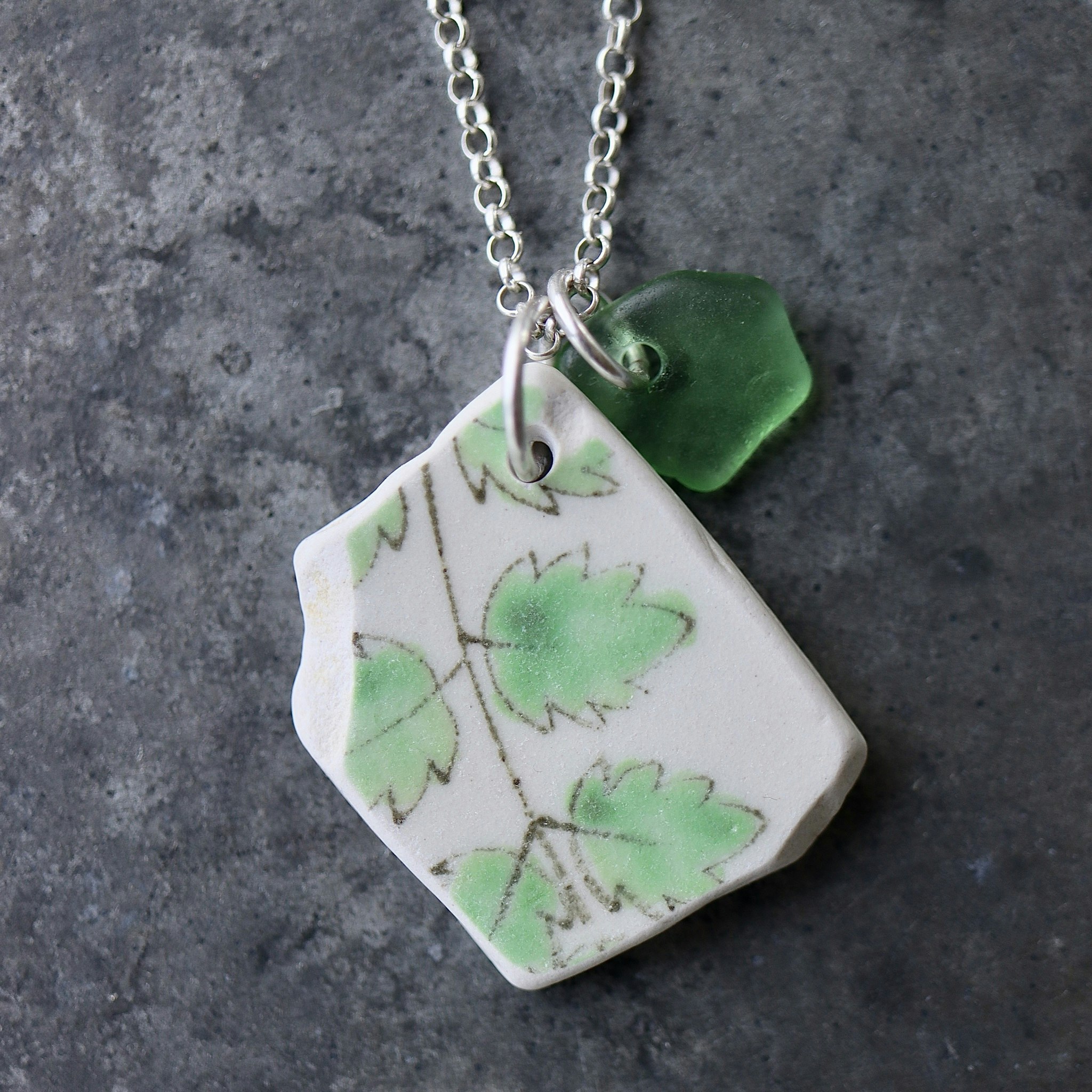 Perfect Match Spring Leaves halsband