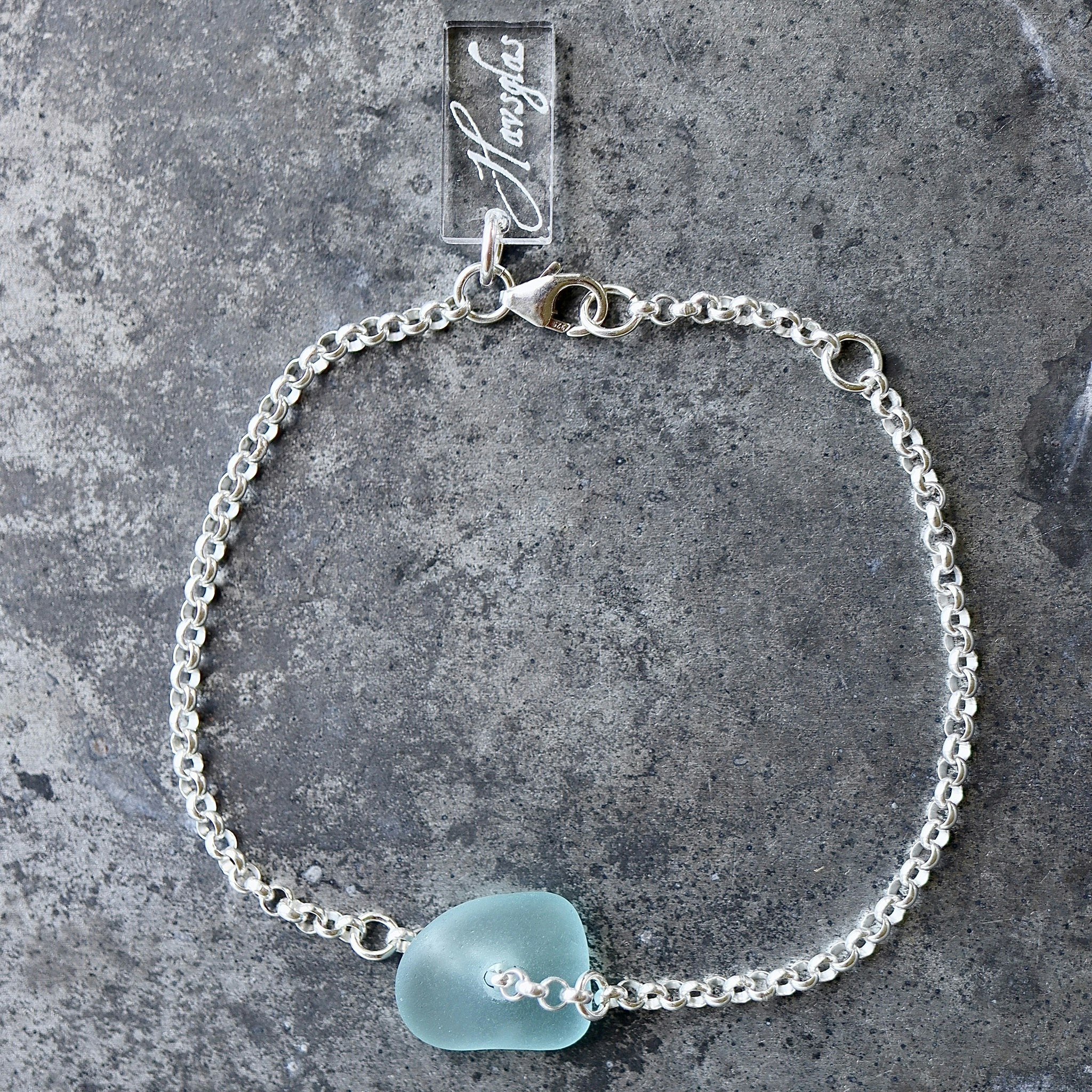 Perfect Blue armband