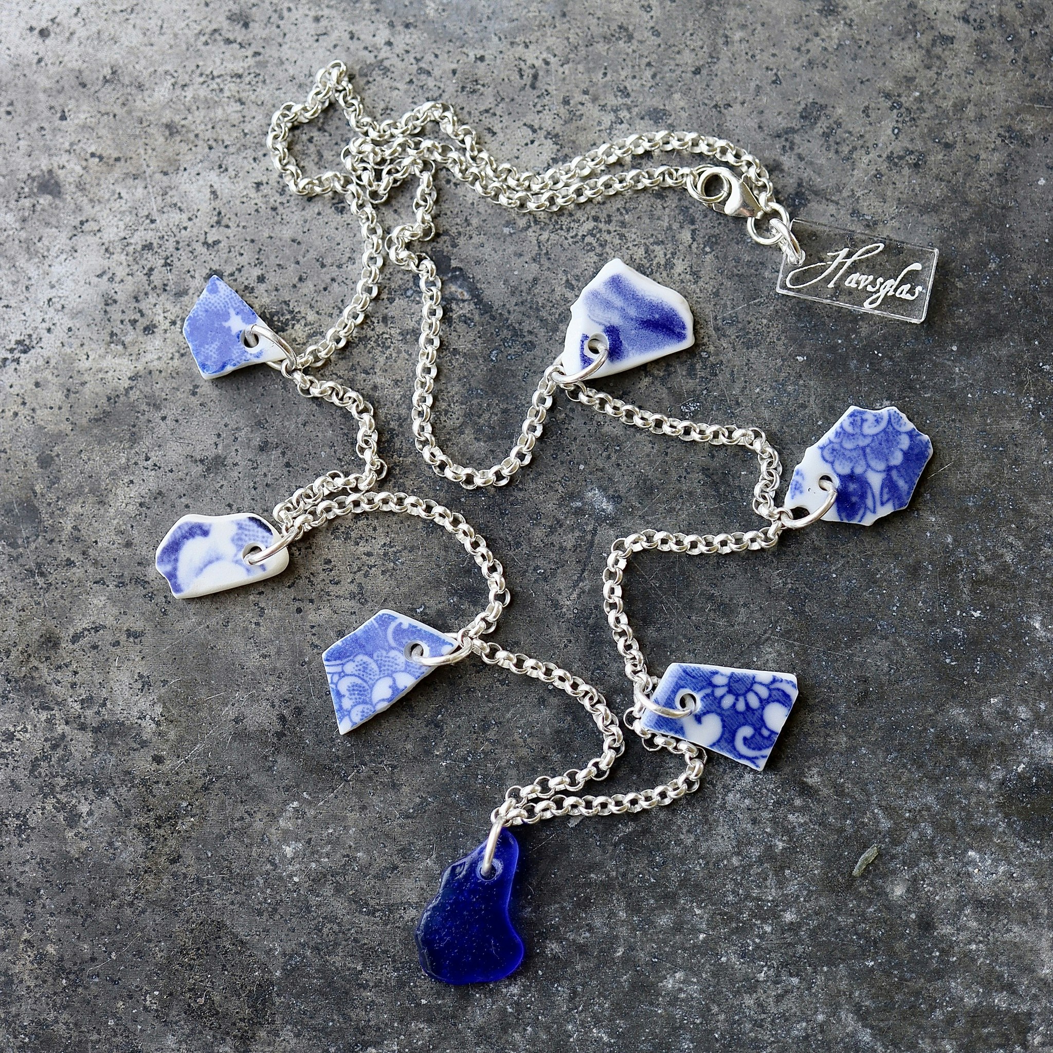 Treasure Hunter´s  Poetry In Blue halsband