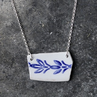 Two Blue halsband