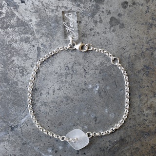 Piece Of Ice armband