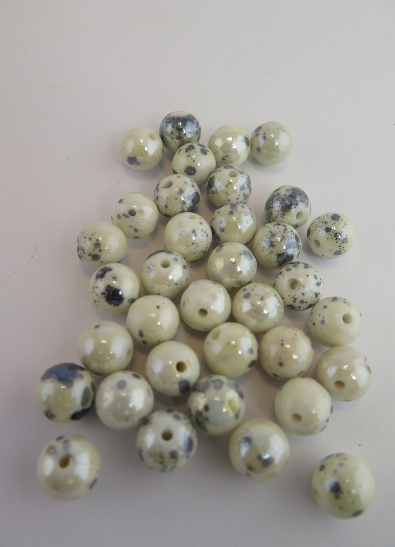 Pärla vit/blå melerad 10mm