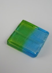 Fyrkantiga glaspärlor blå/grön