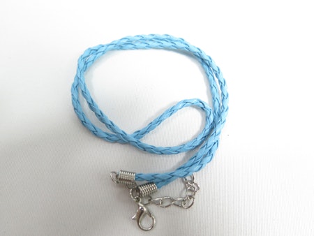 Flätat läder halsband med hummer lås, turkosblå