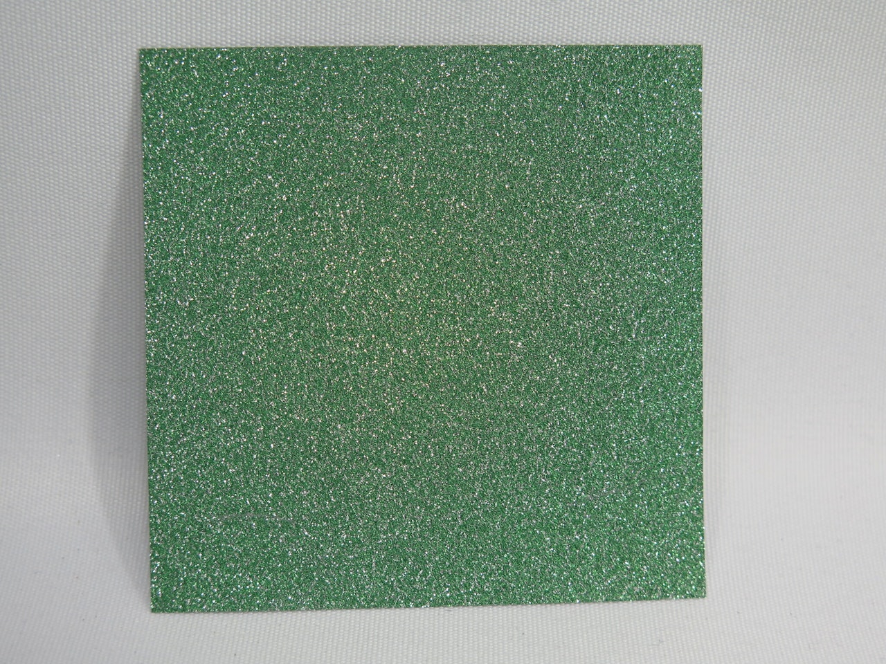 Fyrkantiga små orgamipapper glitter - grön - 6,5x6,5 - 4st
