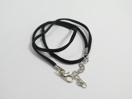 Mocca halsband med hummer lås, svart