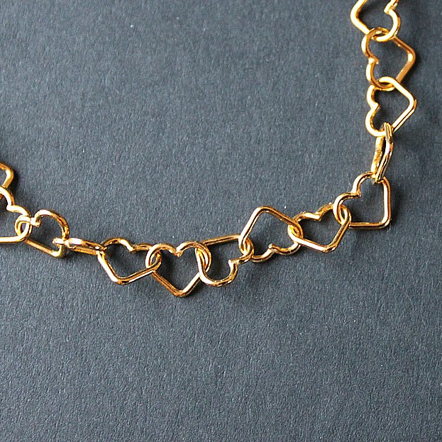 Guldförgyllda hjärtan - Halsband 45 cm