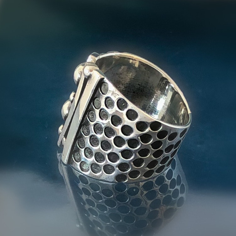 Kaija - Silverring i härlig design