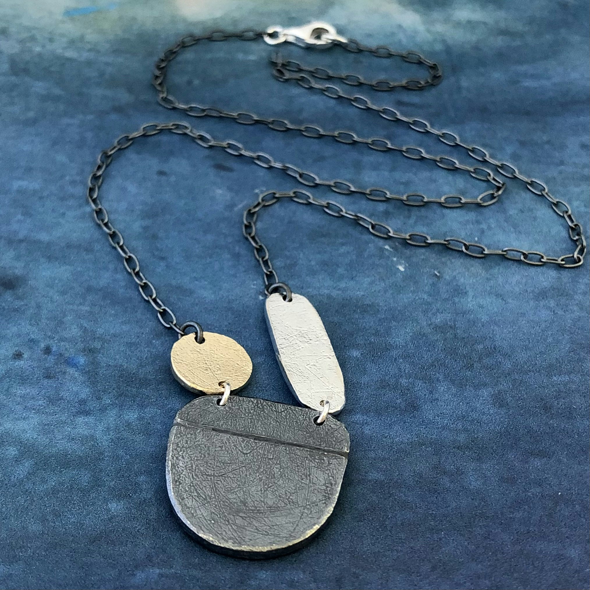 Oliwia - Halsband i silver, guld och svartoxid