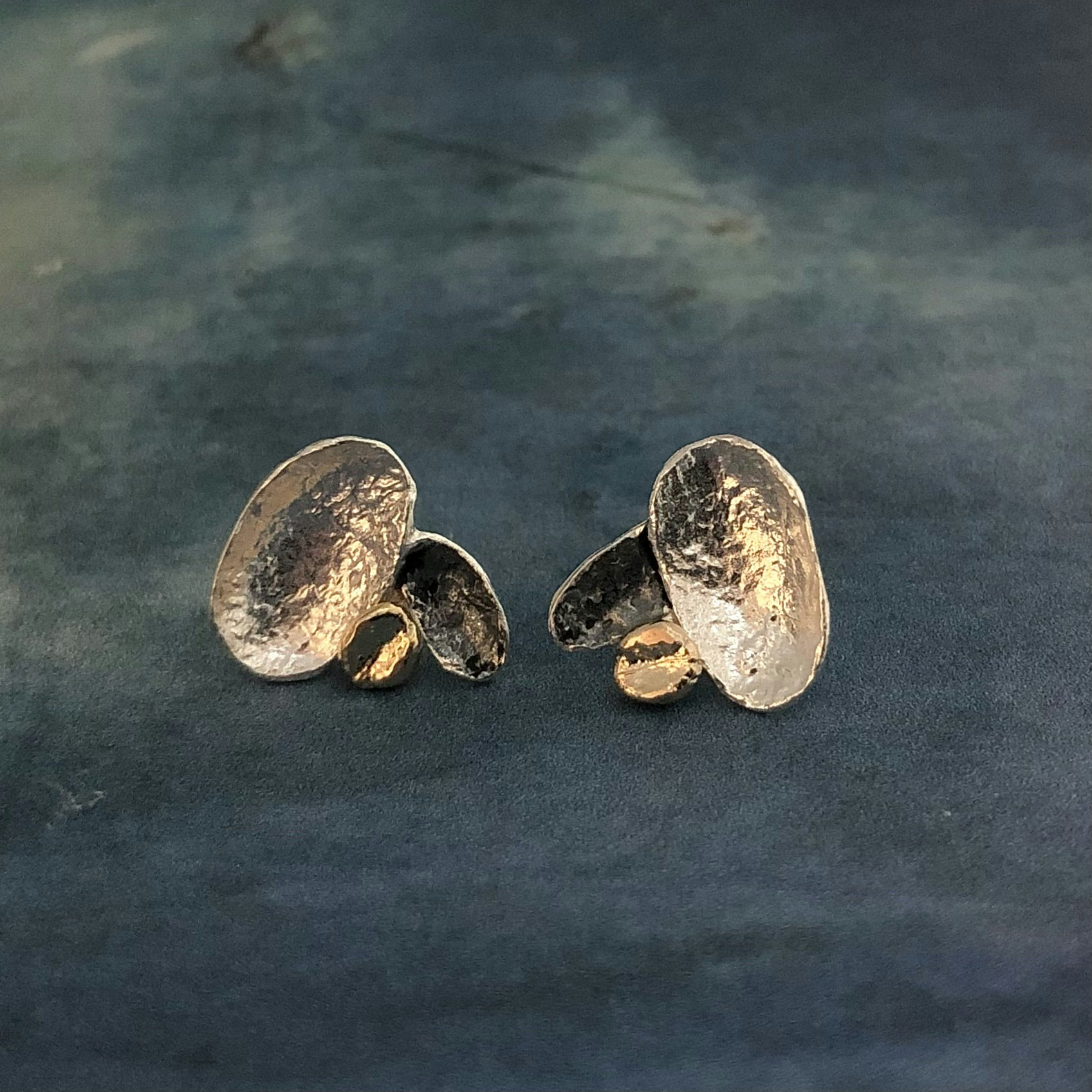 Angelique - Snygga örhängen i silver, guld och svart - Katts of Sweden