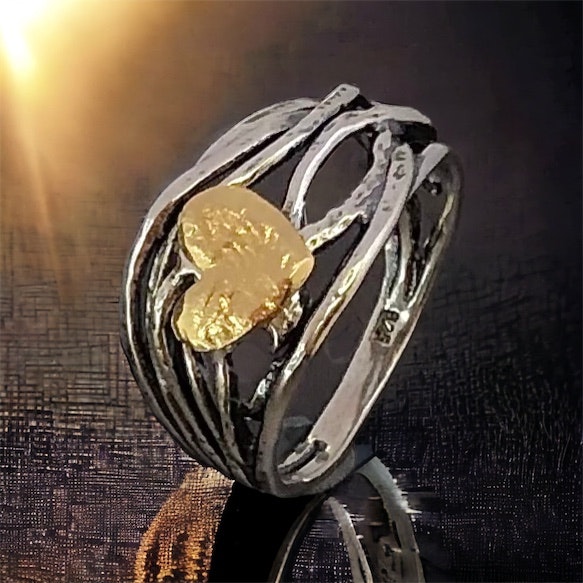 Golden heart - Silverring med guldpläterat hjärta