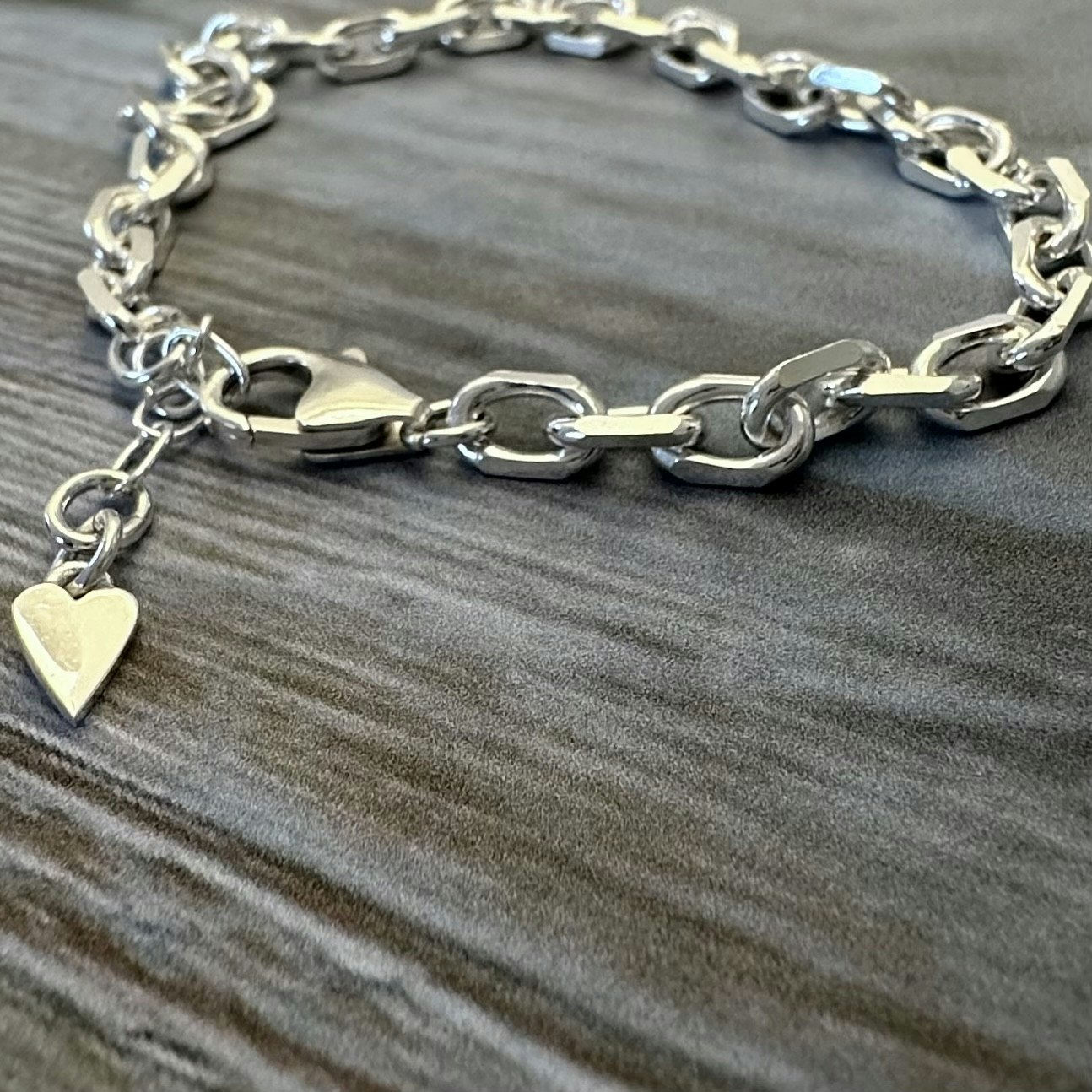 Freja - Armband med kraftig ankarlänk