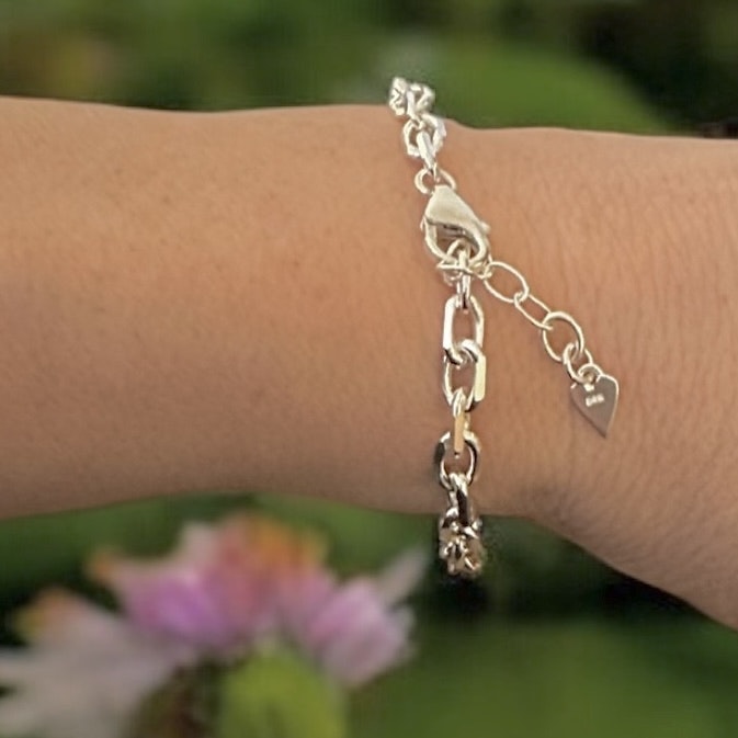 Juliana - Snyggt armband med oval ärtlänk