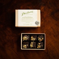 Pärlans Konfektyr Chocolate Covered Caramel, Pistachio - 6 pieces