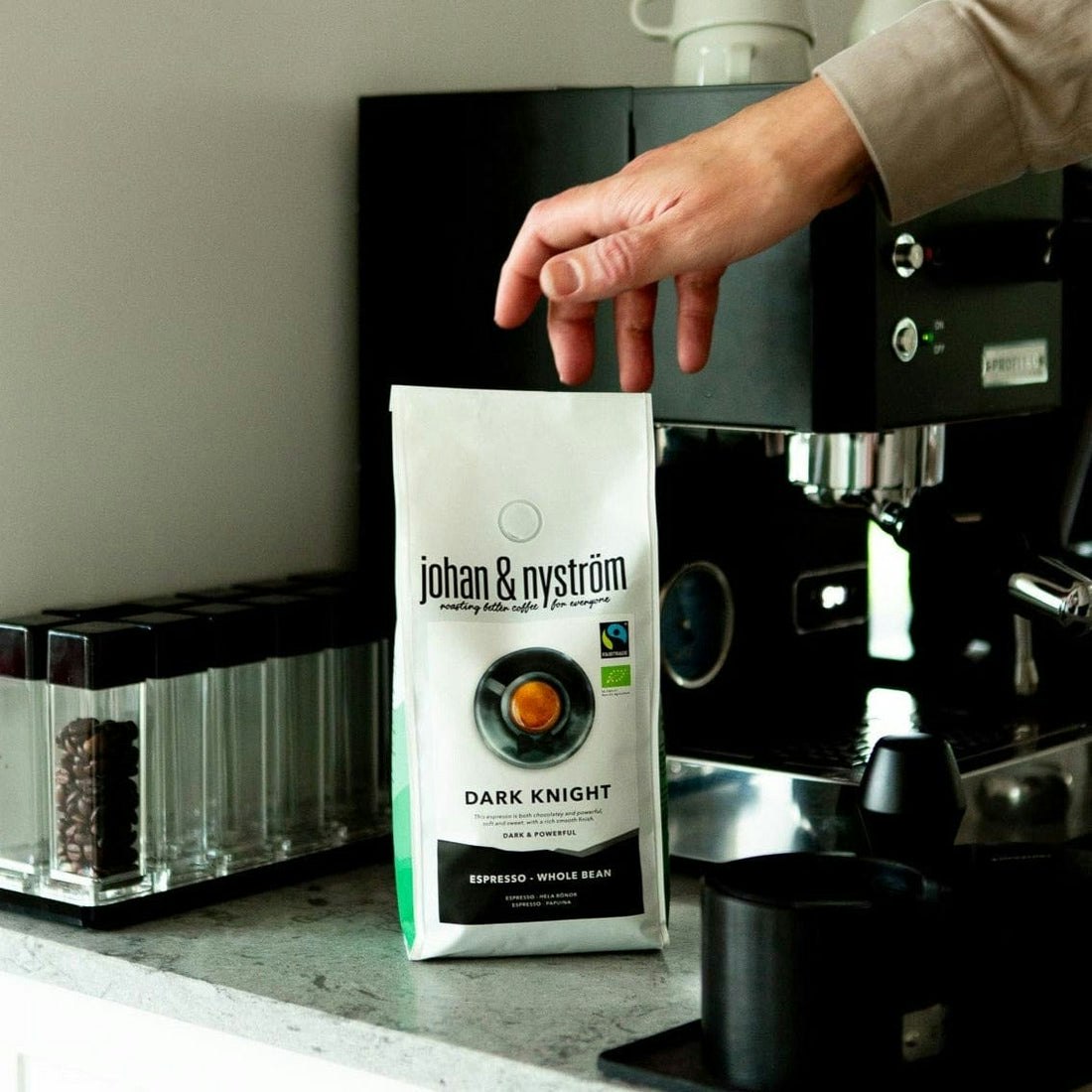 Johan & Nyström Dark Knight, Whole Beans - 500 grams