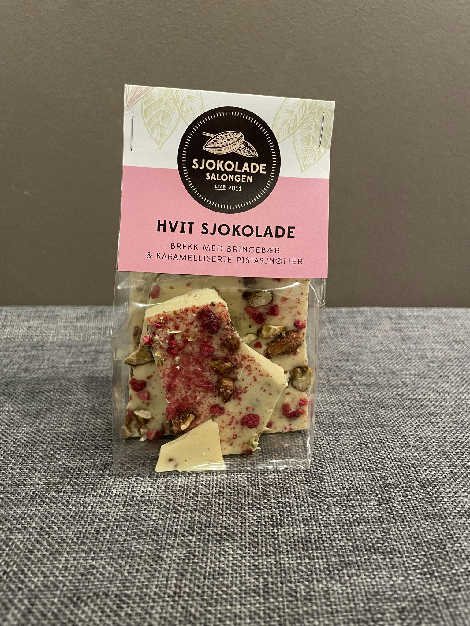 Sjokoladebrekk Hvit sjokolade pistasj & bringebær
