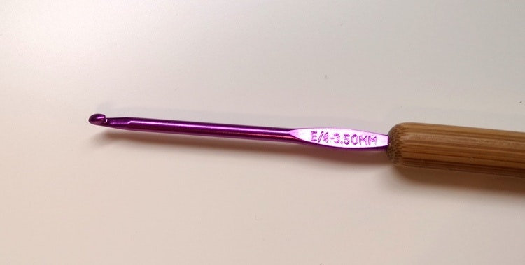 Virknål av alu med bambu handtag SKC 3,50-10,00mm