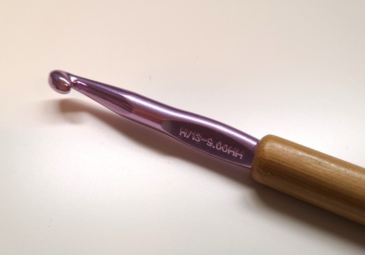 Virknål av alu med bambu handtag SKC 3,50-10,00mm