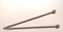 Ett par stickor av alu 35 cm 5,50-9,00 mm