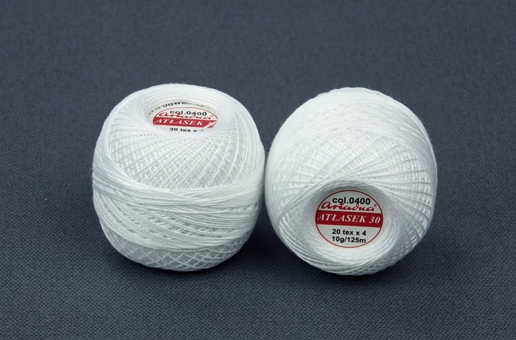 Atłasek Ariadna Vit broderi garn Richelieu