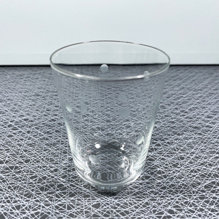 Större glas med prickar - Sea glasbruk, Kosta