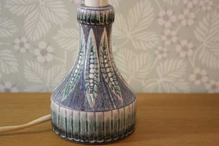 Lampfot i keramik - Alingsås keramik 805 närbild mönster