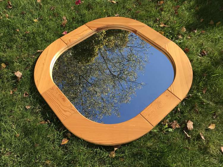 Spegel med ram i Furu 80x80cm