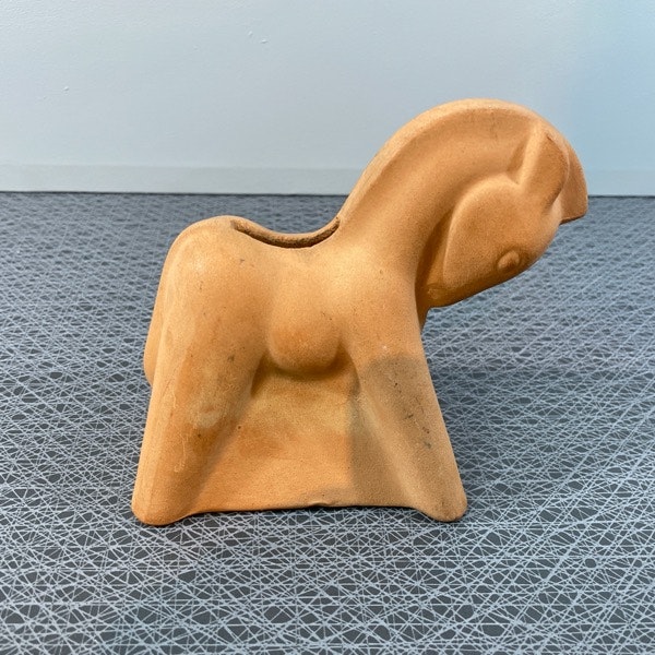 Spargris (sparhäst), keramik
