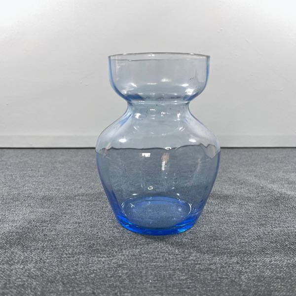 Lökvas - blått handblåst glas - Vintrotastic | Retro Inredning Online