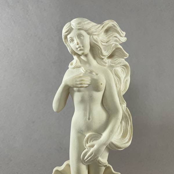 Figurine på marmorfot, Italien