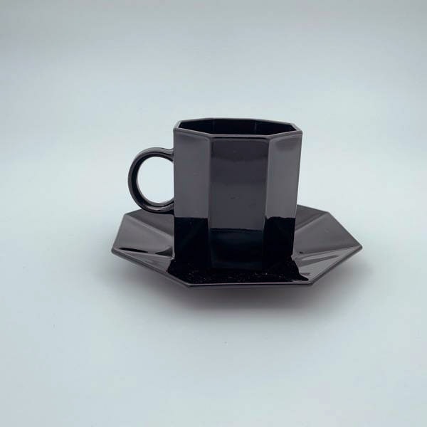 Kaffekopp med fat, svart porslin - Luminarc