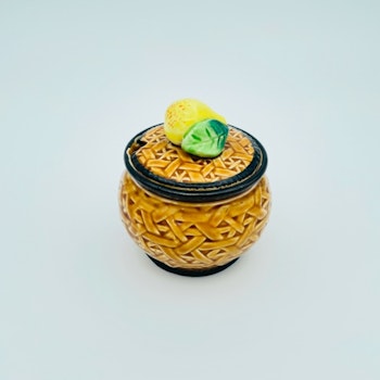 Lockburk i keramik med päron