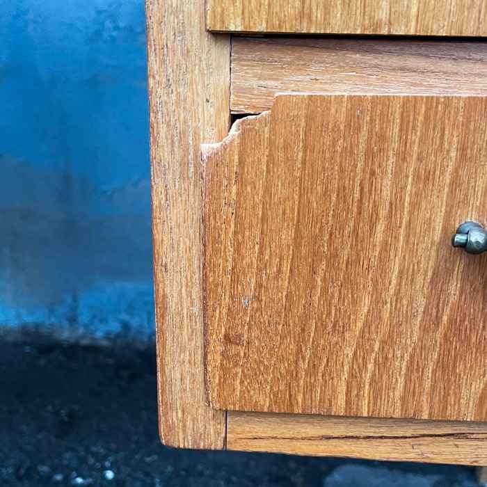 Skrivbord i teak, 7st lådor, 60-tal
