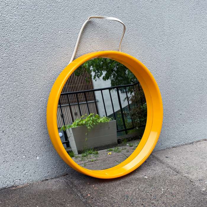 Retro gul, rund spegel i plast